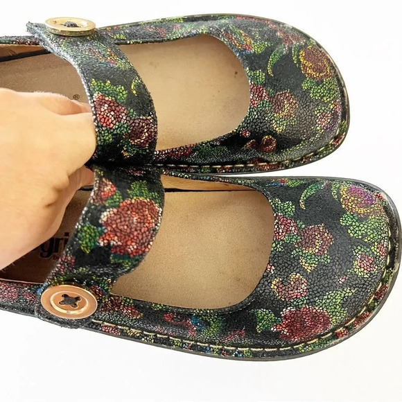 Alegria Paloma‎ Black Leather Colorful Embossed Mary Jane Size 37 WIDE Tapestry - Picture 6 of 14